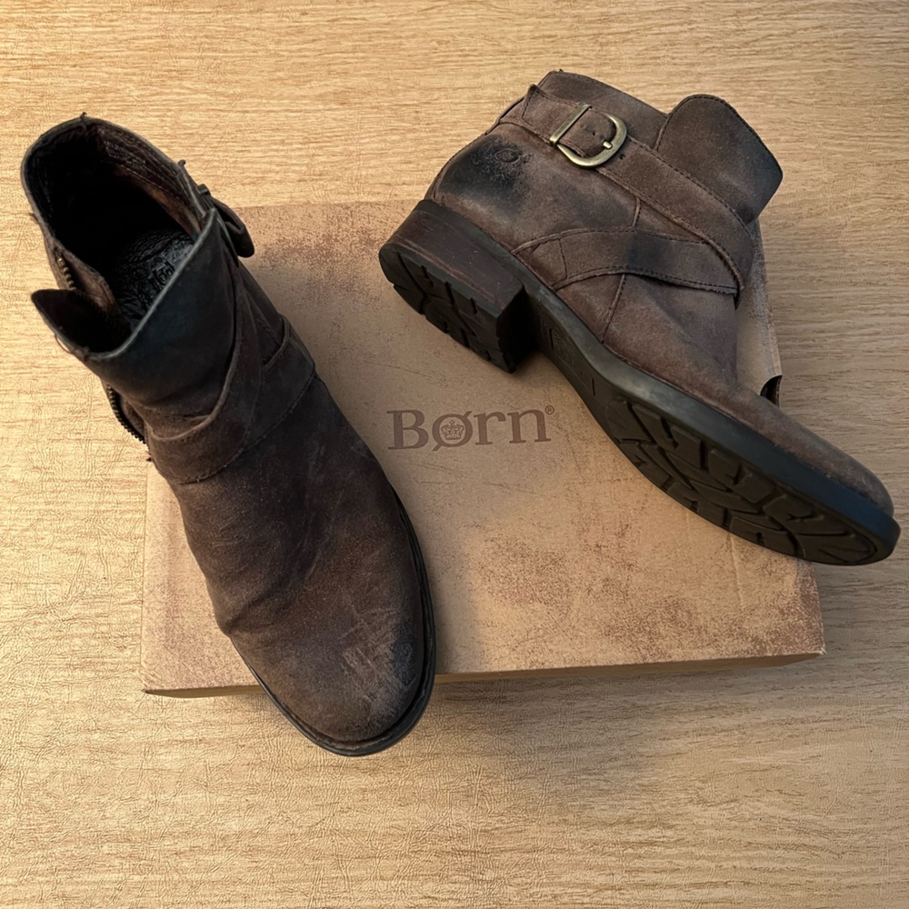 Brown moto boots